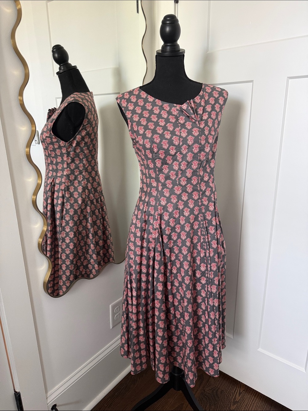 Adolfo Dominguez Gray Dress with Red Floral Print
